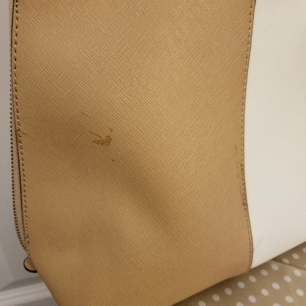 Calvin Klein Beige & White Shoulder Bag - Picture 5 of 5